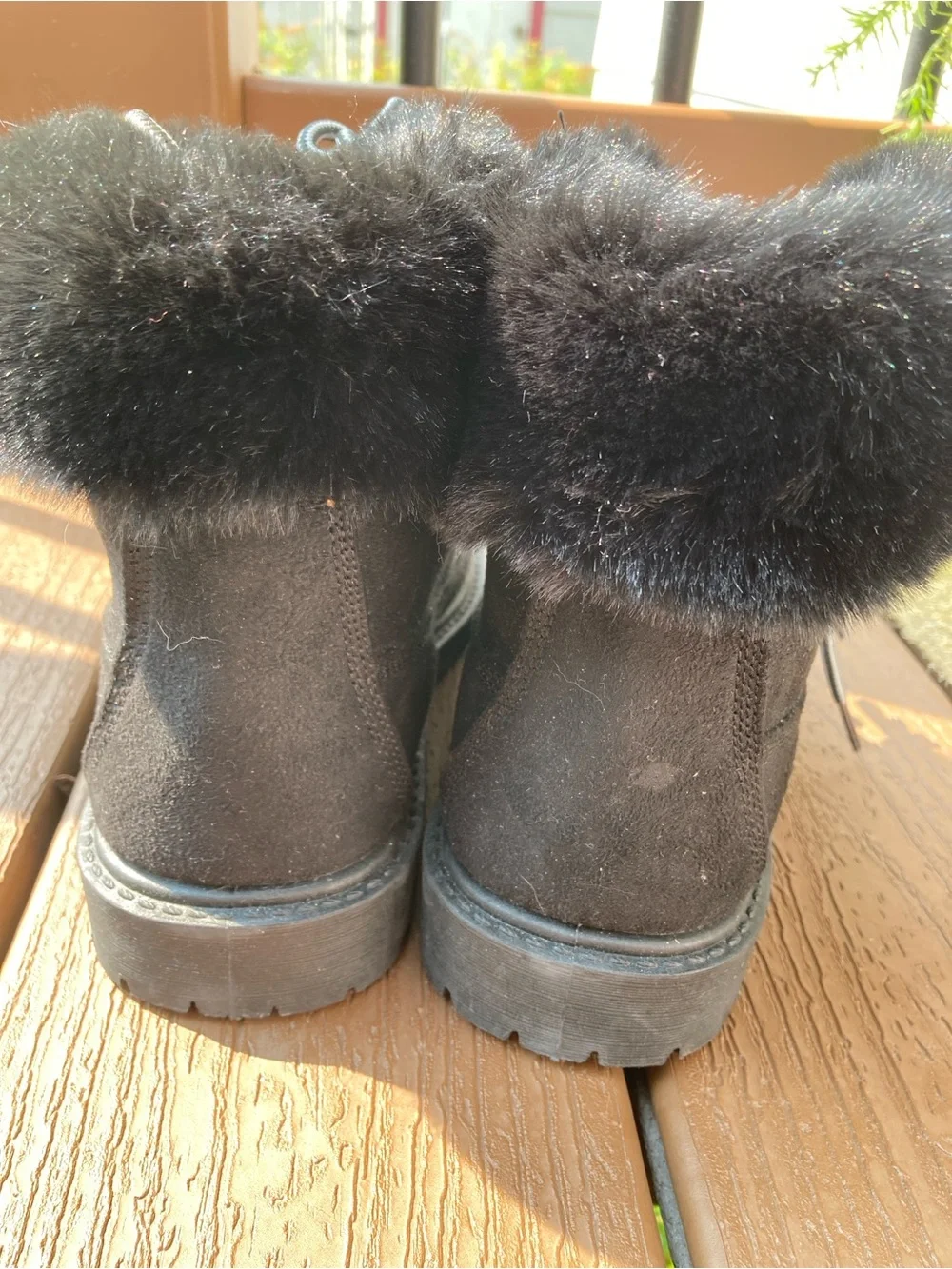 New Rock & Candy by Zigi size 9 black faux suede fur trim lace up boots